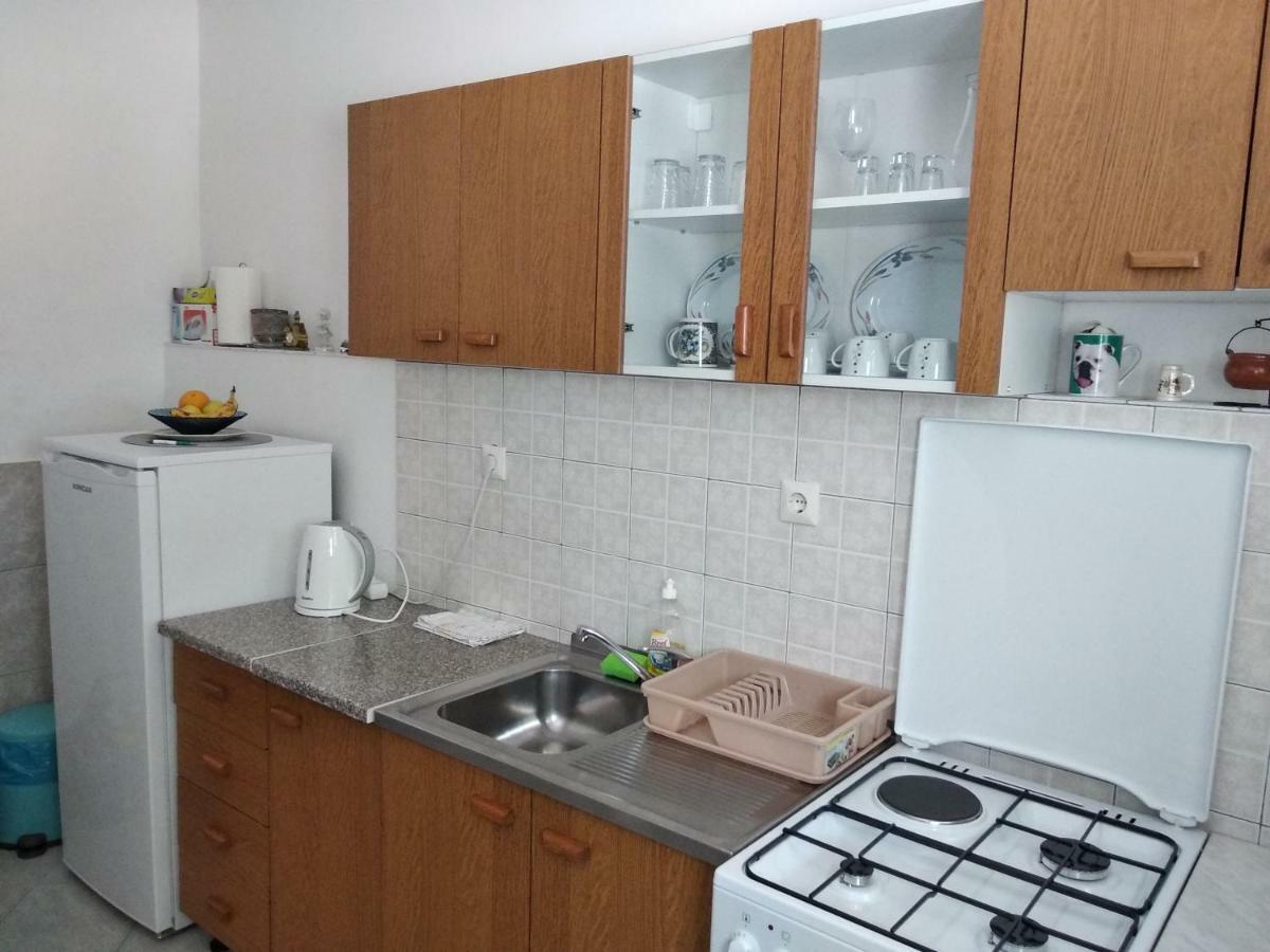 Villa Kuca Za Odmor Matko House Matko à Pag Town Extérieur photo